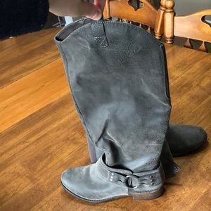 Crown Vintage boots